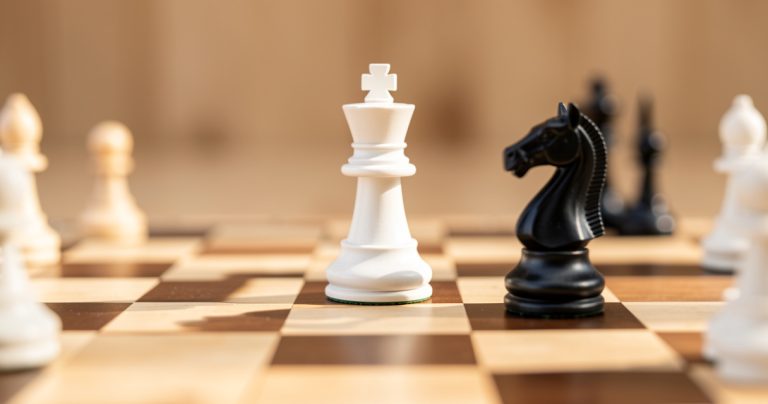 Leon Mendonca : un prodige indien à la conquête des échecs